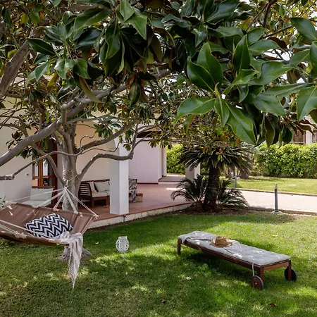 Lymnia -elegant Sicilian With Solarium & Palm Garden Villa