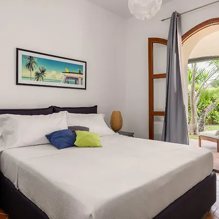 Villa Lymnia -elegant Sicilian With Solarium & Palm Garden *