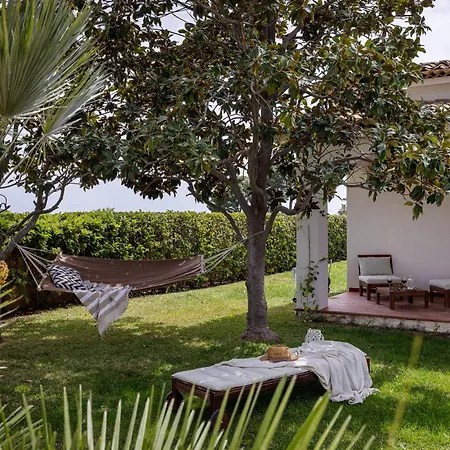 Villa Lymnia -elegant Sicilian With Solarium & Palm Garden *